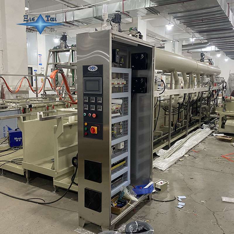 廣西建筑小紅板